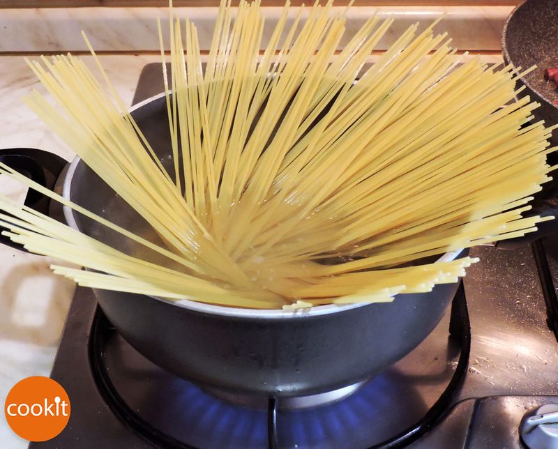Receta Spaghetti alla Carbonara step 2