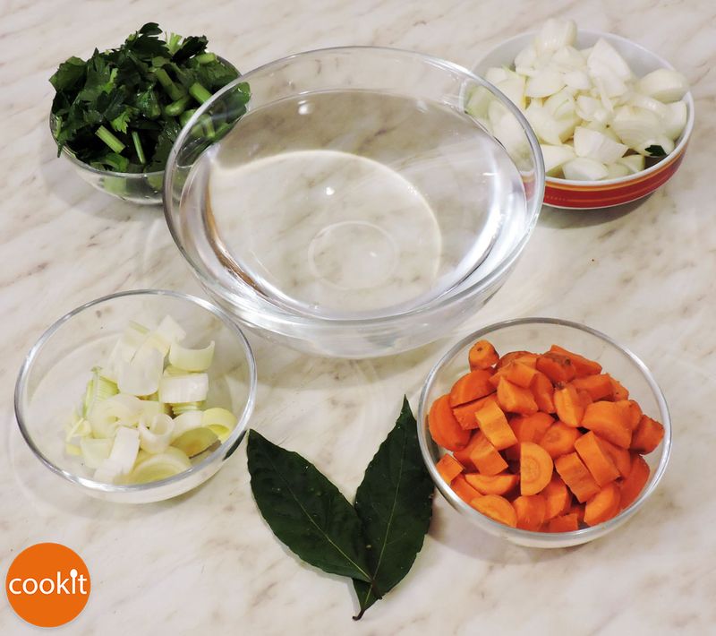 Vegetable broth recipe step 1